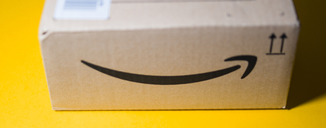 Amazon Lächeln auf einem Paket