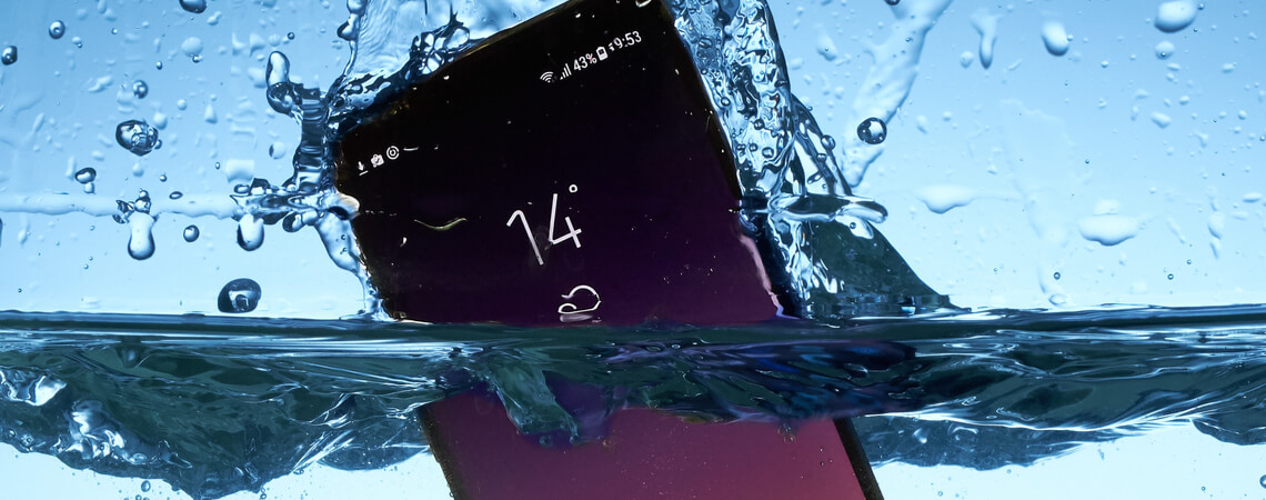 Samsung im Wasser