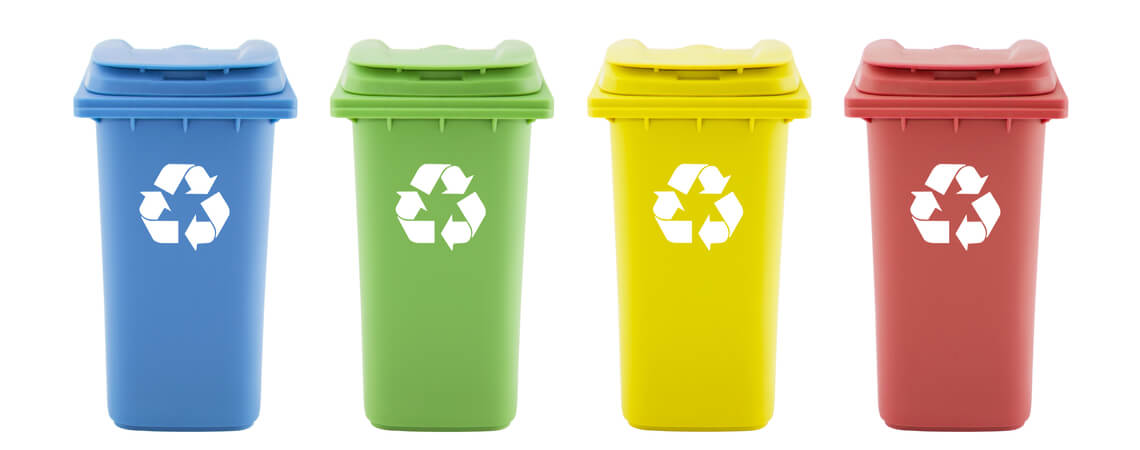Bunte Mülltonnen für Recycling