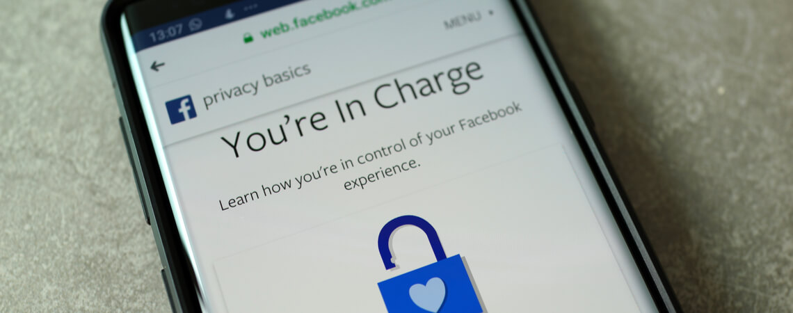 Facebook Privacy auf Smartphone