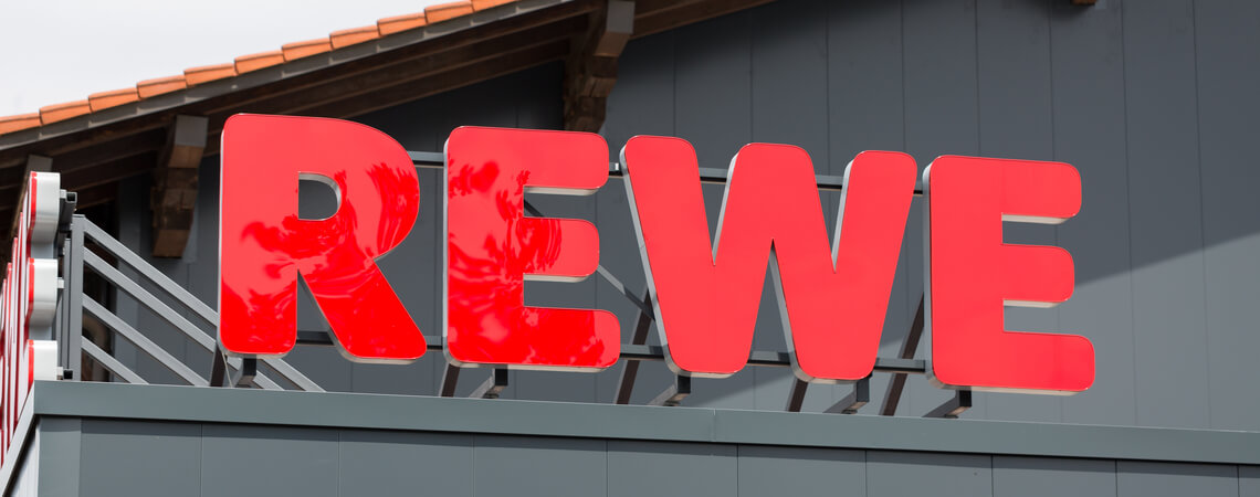 Logo der Supermarktkette Rewe