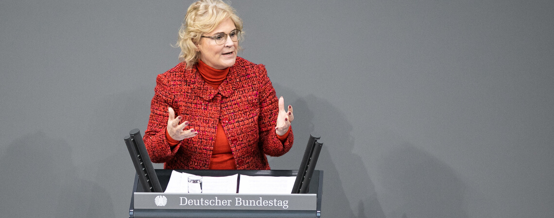 Christine Lambrecht im Bundestag