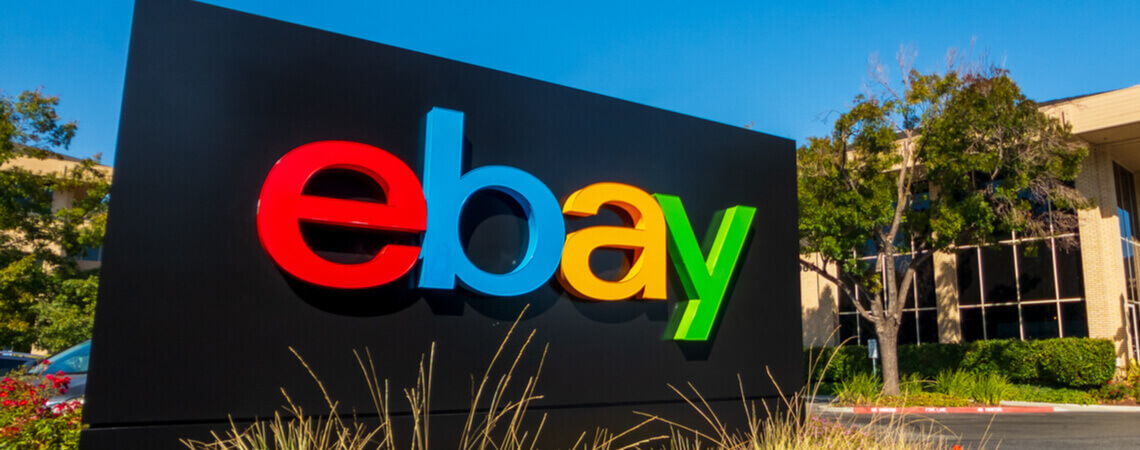 Ebay präsentiert Zahlen: Logo vor der Ebay-Firmenzentrale in San Jose