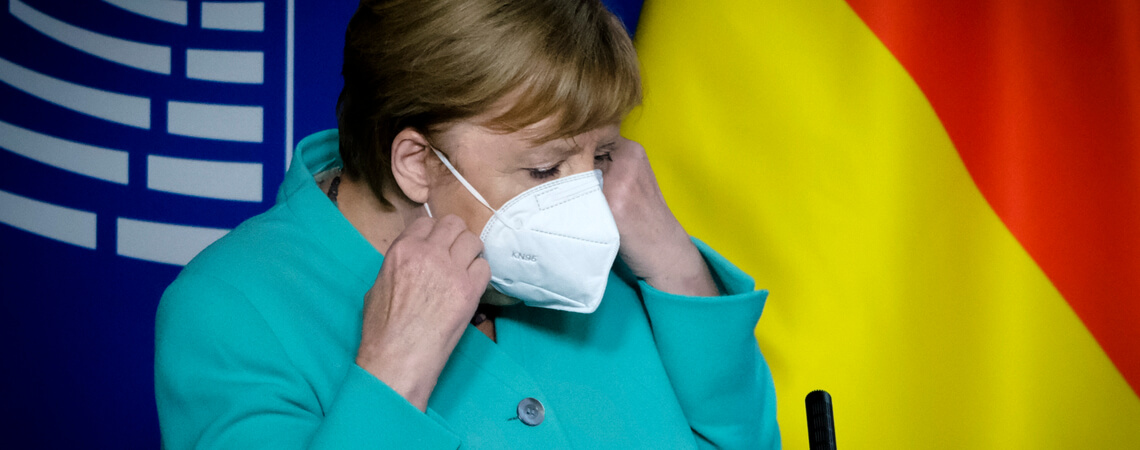 Angela Merkel mit FFP2-Maske