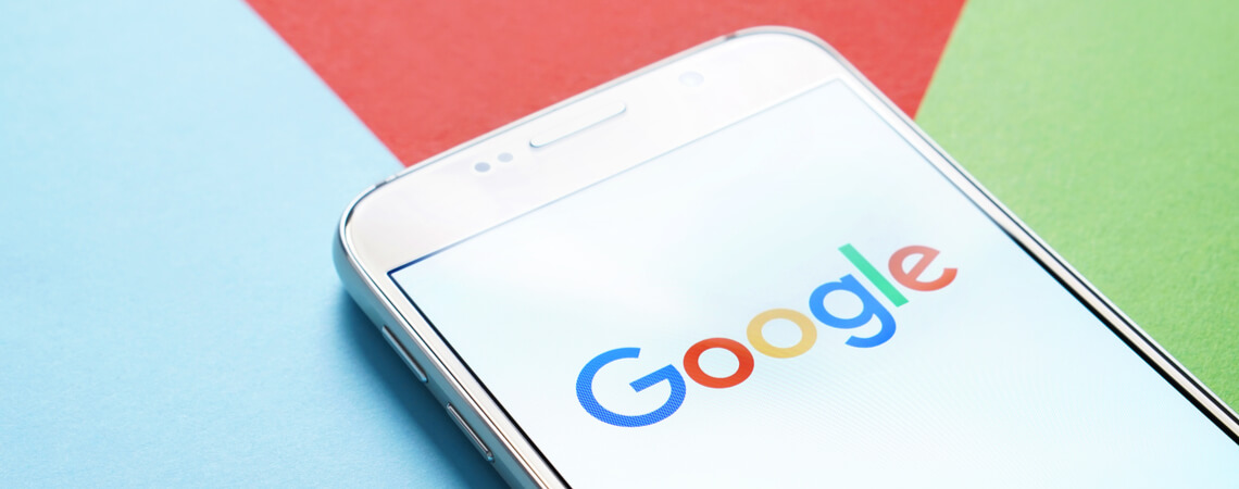 Google Logo Smartphone