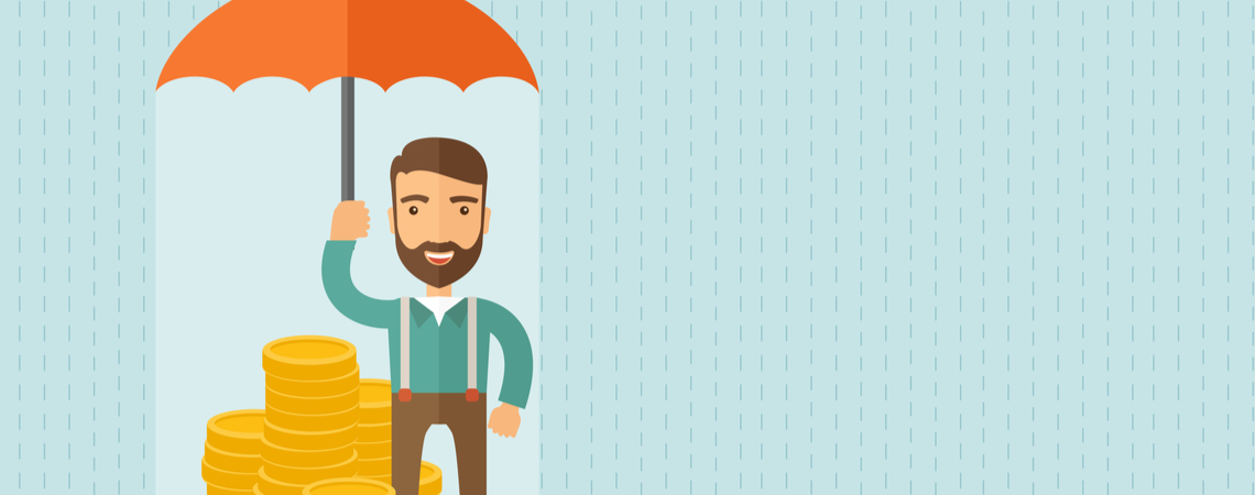 Mann mit Schirm und Geld unter Regen
