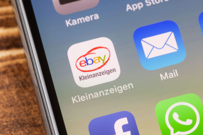 App-Logo auf Smartphone Ebay Kleinanzeigen
