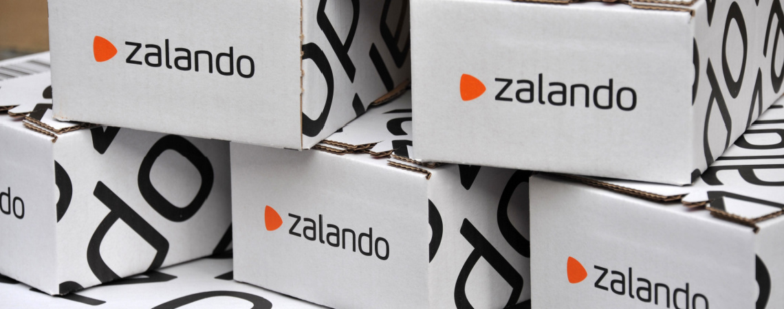 Pakete mit Zalando-Logo