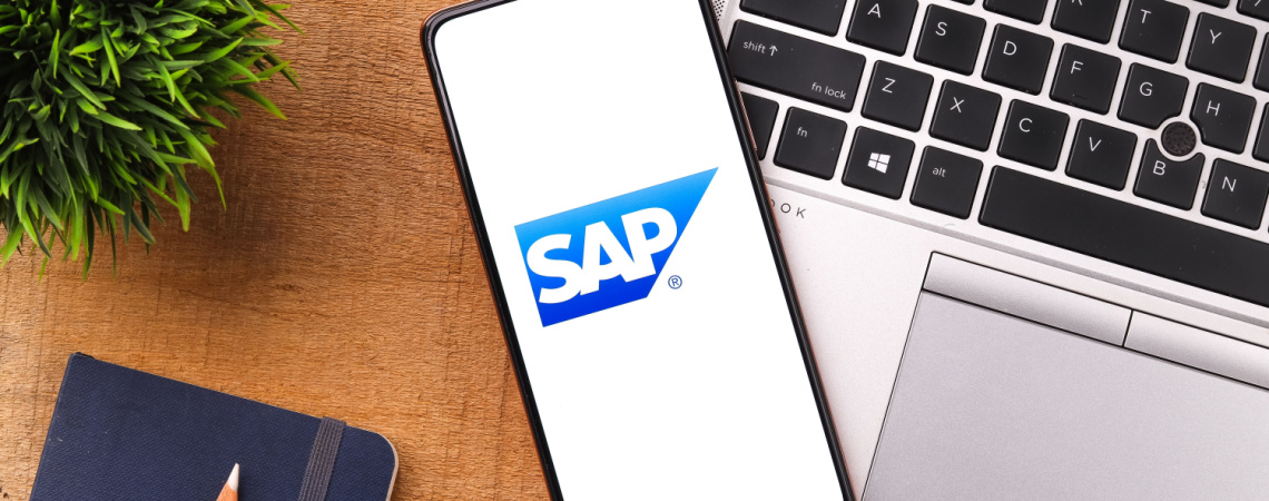 SAP-Logo auf einem Smartphone