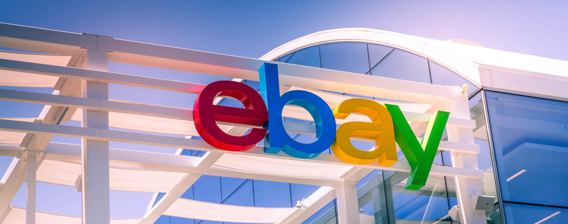 Ebay Logo an Gebäude
