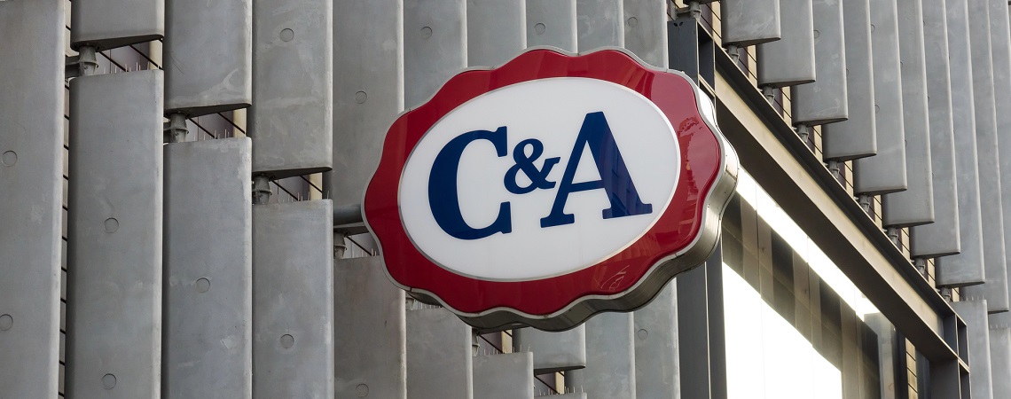 C&A Logo am Filiale Berlin Kurfürstendamm