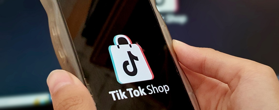 TikTok-Shop-Logo auf dem Smartphone