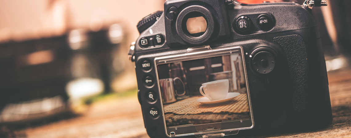 Kamera mit Kaffeetassenbild