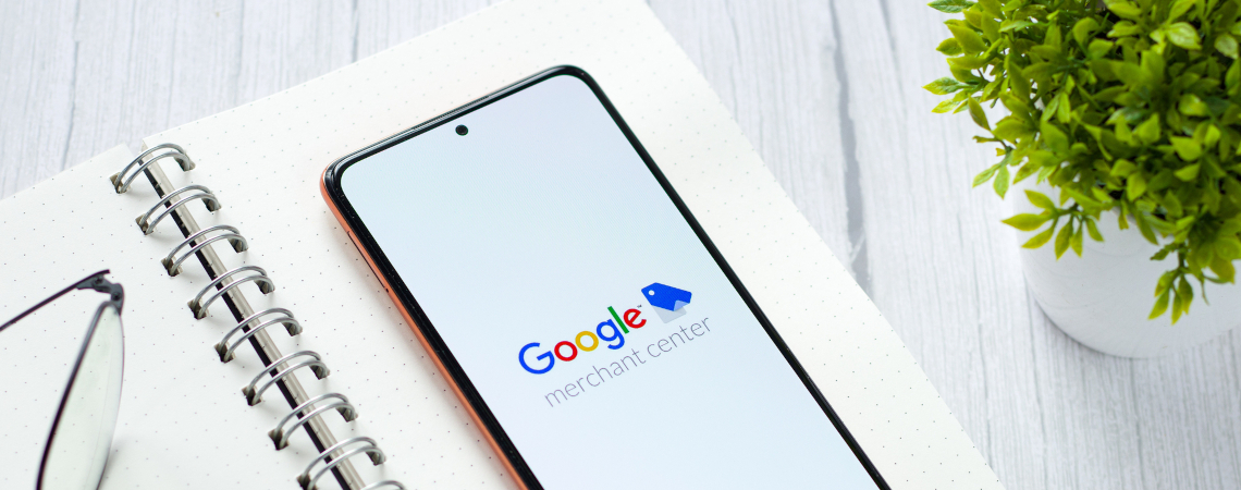 Google Shopping-Logo auf Smartphone